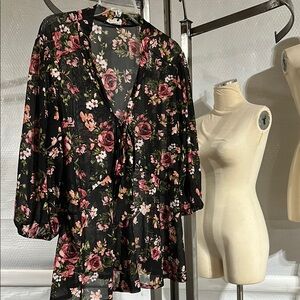 Siren Lily Black and Red Tie Front Blouse